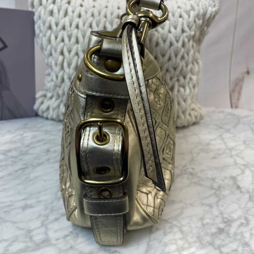 Coach Bag - Picture 3 of 12